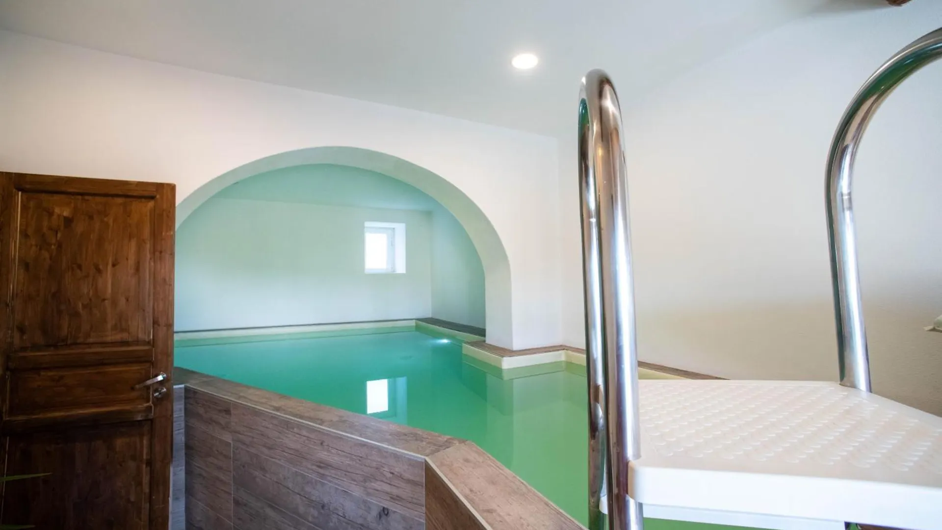 Holiday home Podere Maletto - Appartamento Con Piscina Interna Riscaldata Savona